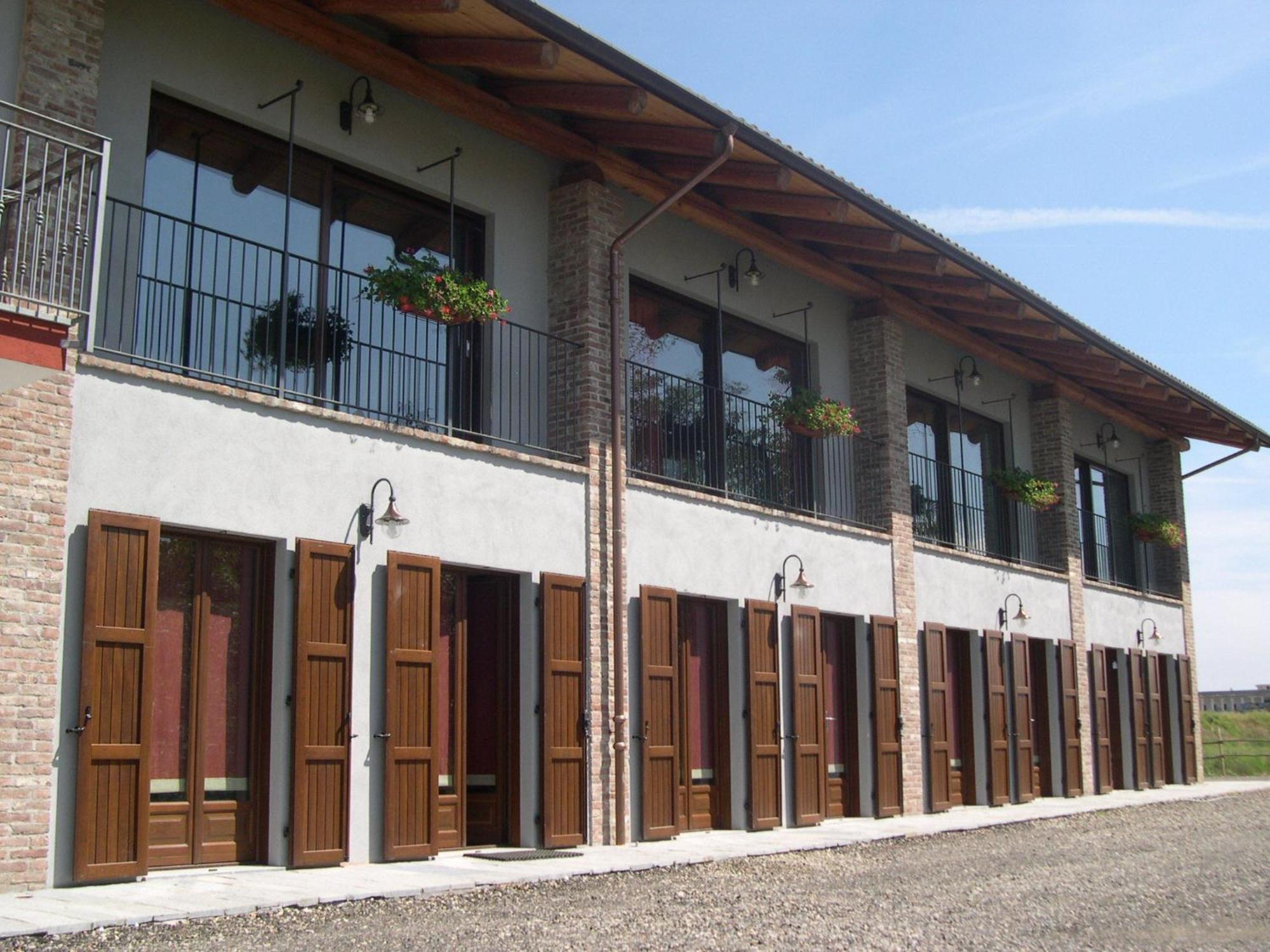 Agriturismo La Sforzata Collegno Luaran gambar