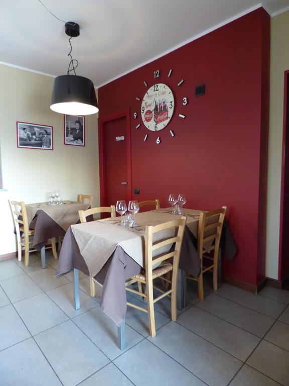 Agriturismo La Sforzata Collegno Luaran gambar